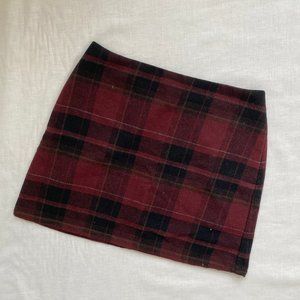 Black/Dark Red Skirt